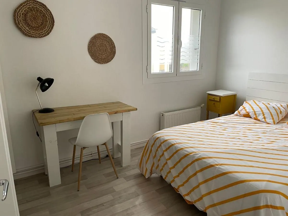 Spacious Apartment In Guingamp
